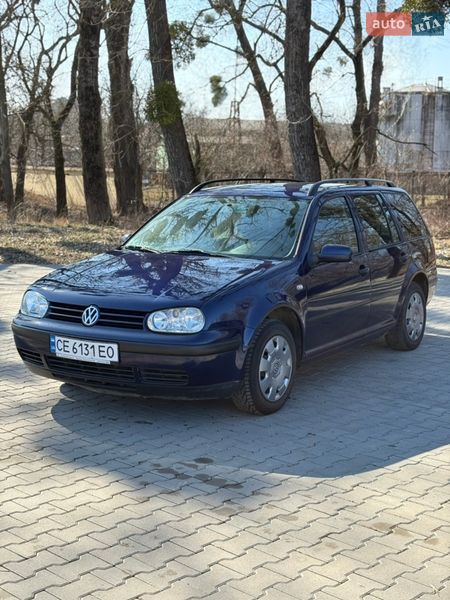 Универсал Volkswagen Golf 2001 в Черновцах
