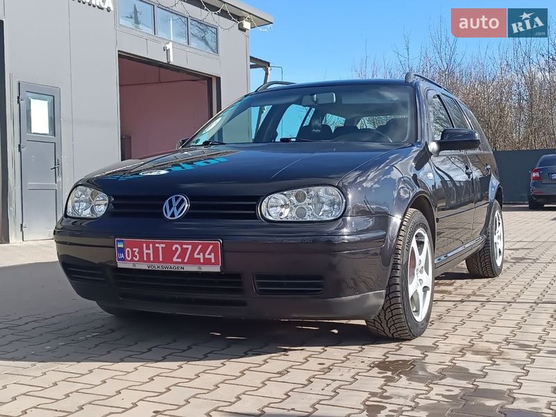 Универсал Volkswagen Golf 2004 в Красилове