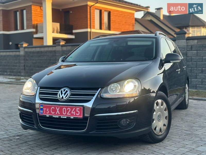 Универсал Volkswagen Golf 2008 в Ровно Универсал Volkswagen Golf 2008 в Ровно