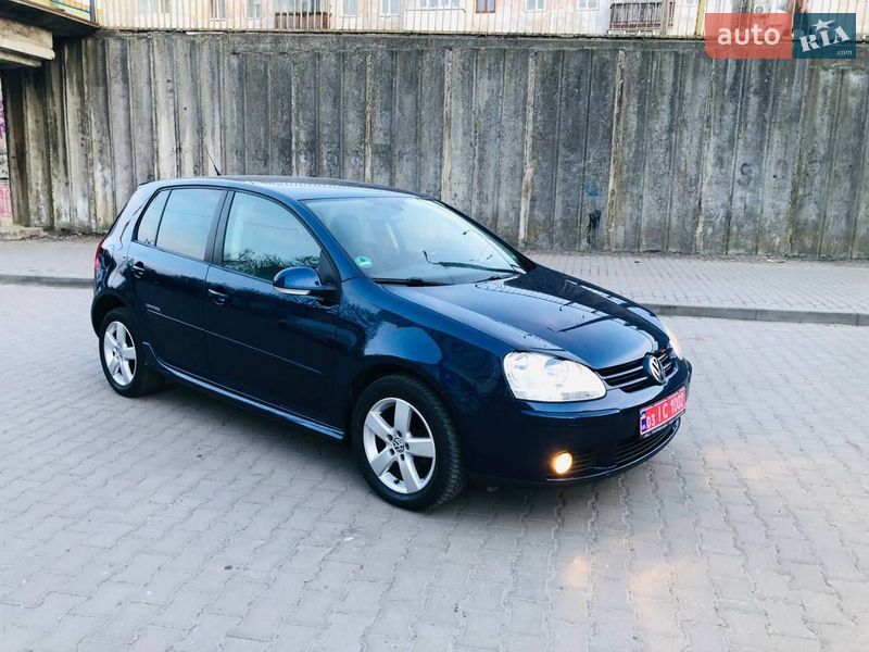 Хэтчбек Volkswagen Golf 2008 в Луцке Хэтчбек Volkswagen Golf 2008 в Луцке