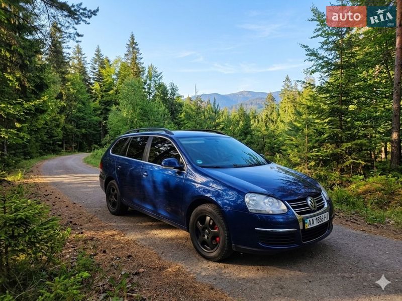 Универсал Volkswagen Golf 2008 в Снятине