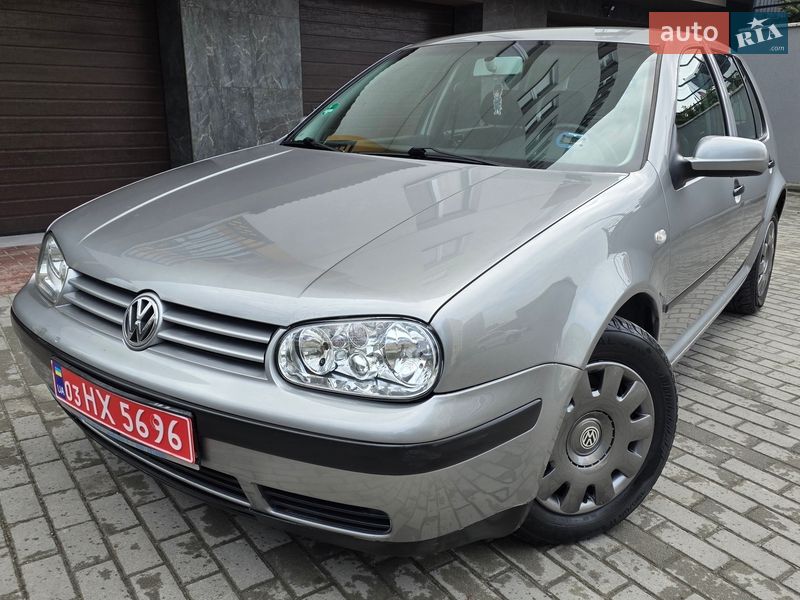 Хетчбек Volkswagen Golf 2003 в Тернополі