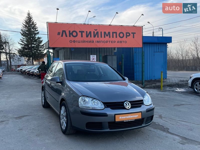 Хэтчбек Volkswagen Golf 2006 в Сумах