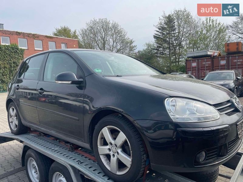 Хетчбек Volkswagen Golf 2008 в Луцьку