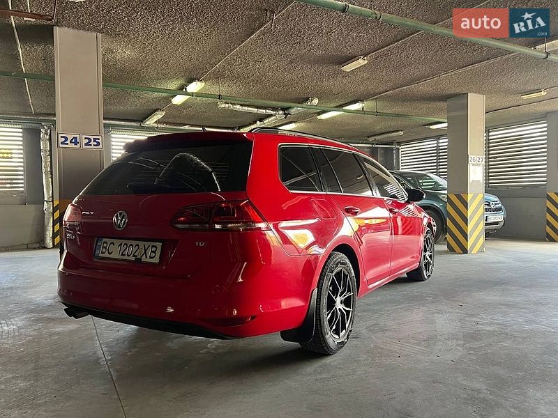 Универсал Volkswagen Golf 2015 в Львове