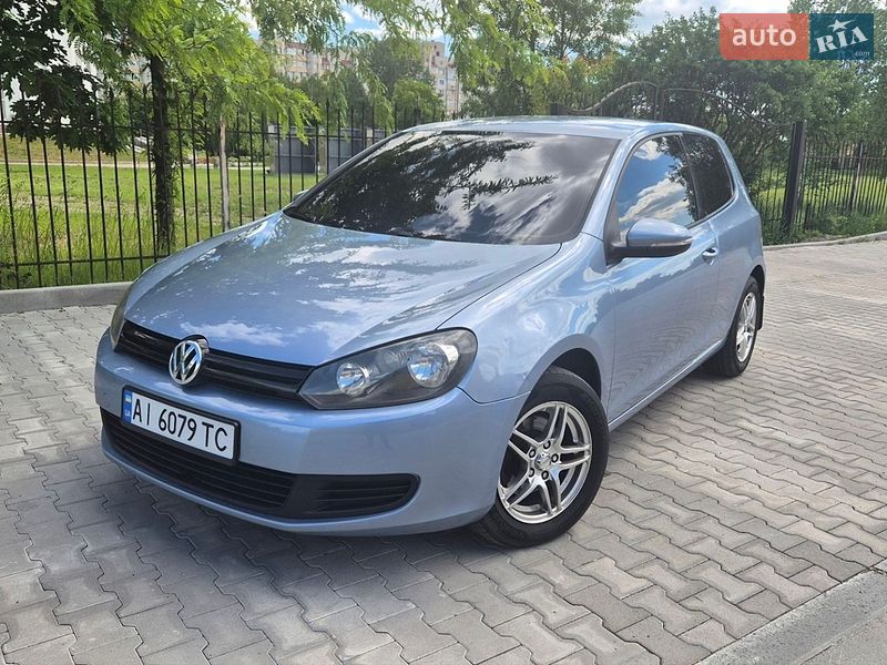Хэтчбек Volkswagen Golf 2009 в Буче