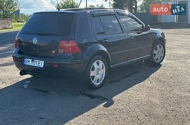 Хэтчбек Volkswagen Golf 2002 в Печенегах