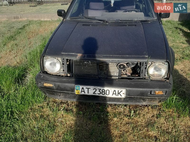 Хэтчбек Volkswagen Golf 1988 в Калуше
