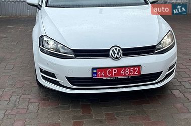 Хетчбек Volkswagen Golf 2015 в Хмельницькому