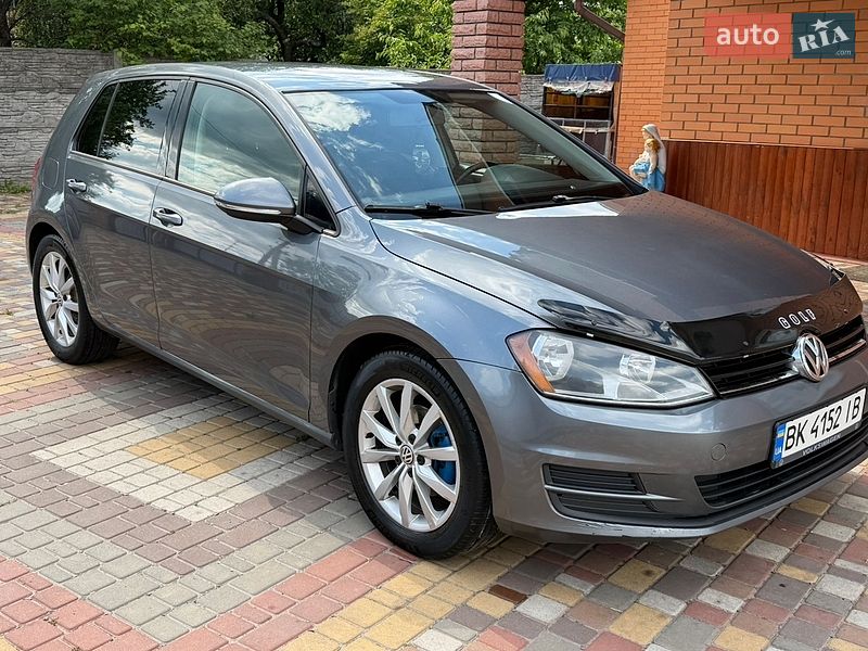 Хэтчбек Volkswagen Golf 2015 в Фастове Хэтчбек Volkswagen Golf 2015 в Фастове