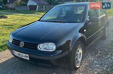 Хэтчбек Volkswagen Golf 2002 в Диканьке