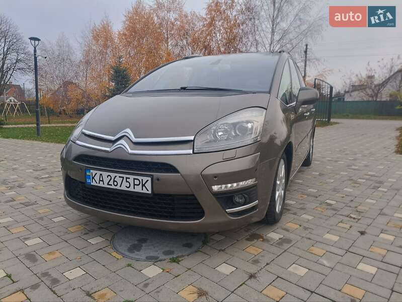 Минивэн Citroen Grand C4 Picasso 2011 в Киеве