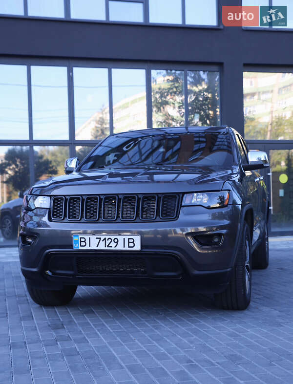 Внедорожник / Кроссовер Jeep Grand Cherokee 2020 в Полтаве
