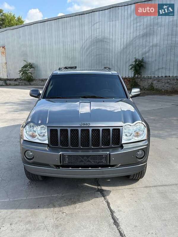 Внедорожник / Кроссовер Jeep Grand Cherokee 2006 в Днепре