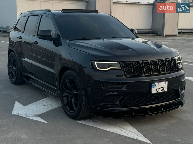 Внедорожник / Кроссовер Jeep Grand Cherokee 2016 в Киеве