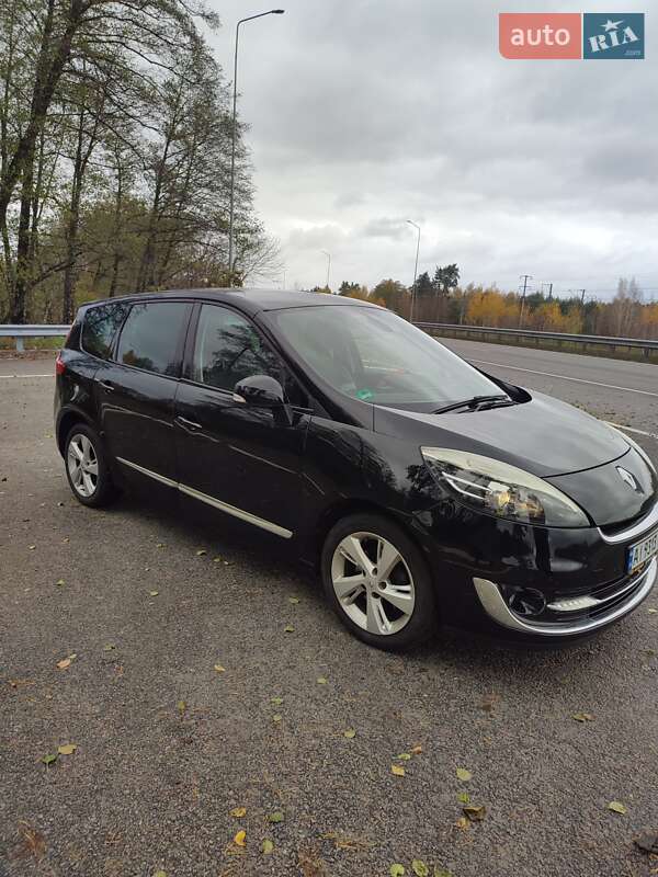 Мінівен Renault Grand Scenic 2012 в Кагарлику Мінівен Renault Grand Scenic 2012 в Кагарлику