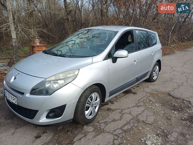 Минивэн Renault Grand Scenic 2011 в Днепре