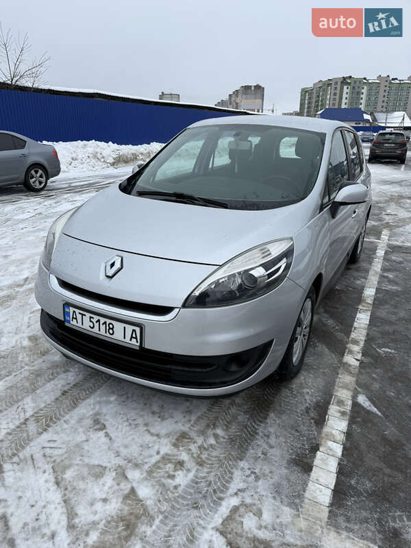 Минивэн Renault Grand Scenic 2012 в Калуше
