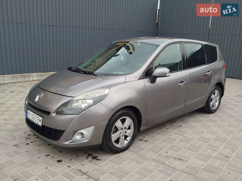 Мінівен Renault Grand Scenic 2010 в Хмельницькому