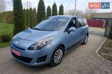 Минивэн Renault Grand Scenic 2010 в Старой Выжевке