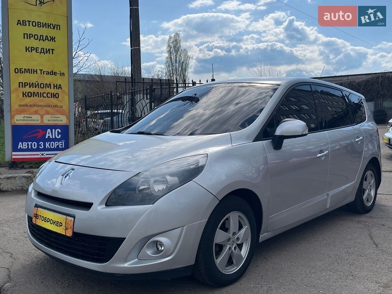 Минивэн Renault Grand Scenic 2011 в Николаеве