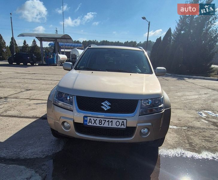 Внедорожник / Кроссовер Suzuki Grand Vitara 2006 в Богодухове Внедорожник / Кроссовер Suzuki Grand Vitara 2006 в Богодухове