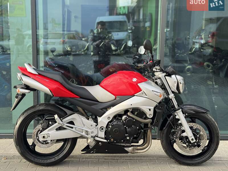 Мотоцикл Без обтекателей (Naked bike) Suzuki GSR 600 2006 в Ровно Мотоцикл Без обтекателей (Naked bike) Suzuki GSR 600 2006 в Ровно