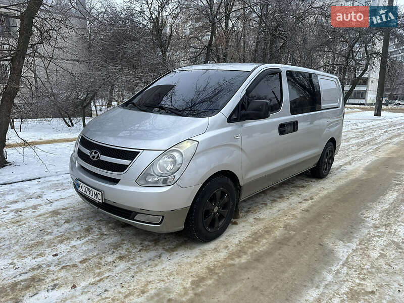 Минивэн Hyundai H-1 2008 в Харькове Минивэн Hyundai H-1 2008 в Харькове