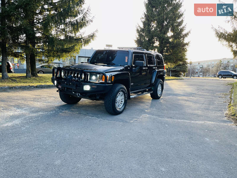 Внедорожник / Кроссовер Hummer H3 2006 в Ровно Внедорожник / Кроссовер Hummer H3 2006 в Ровно