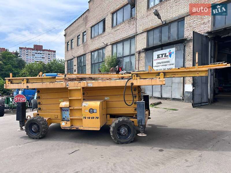 Ножничный подъемник Haulotte H 2006 в Киеве