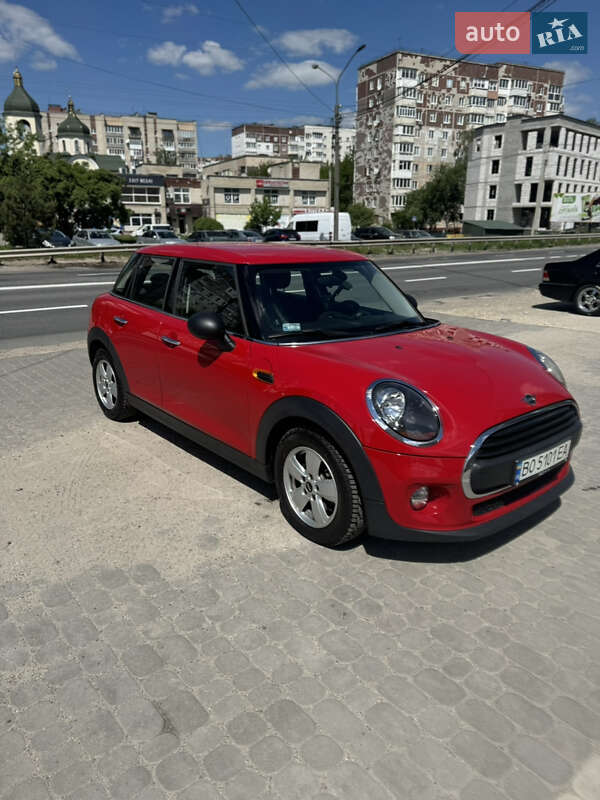 Хэтчбек MINI Hatch 2018 в Тернополе