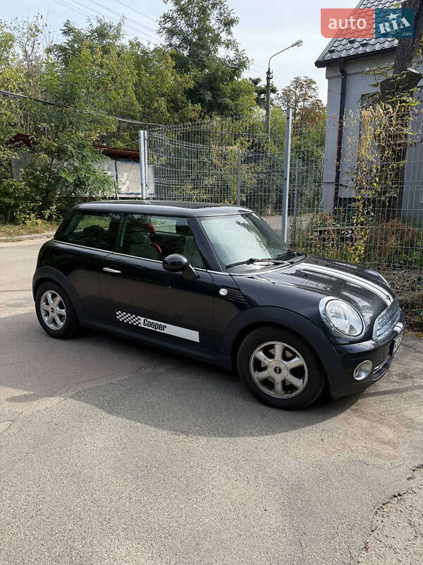 Хетчбек MINI Hatch 2008 в Києві