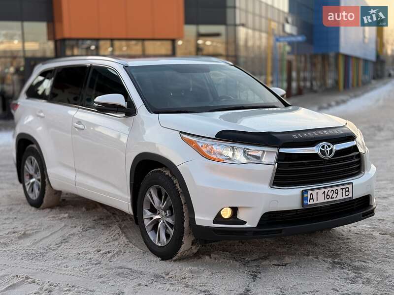 Внедорожник / Кроссовер Toyota Highlander 2014 в Киеве