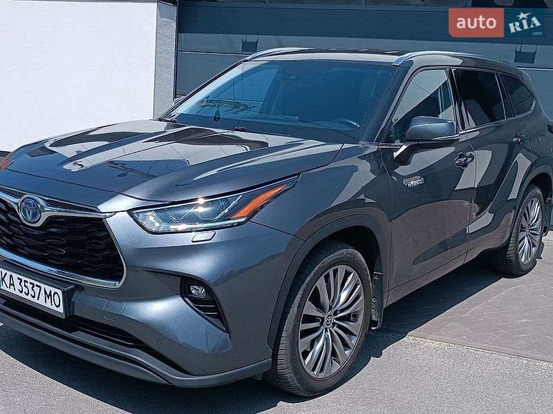Внедорожник / Кроссовер Toyota Highlander 2021 в Киеве