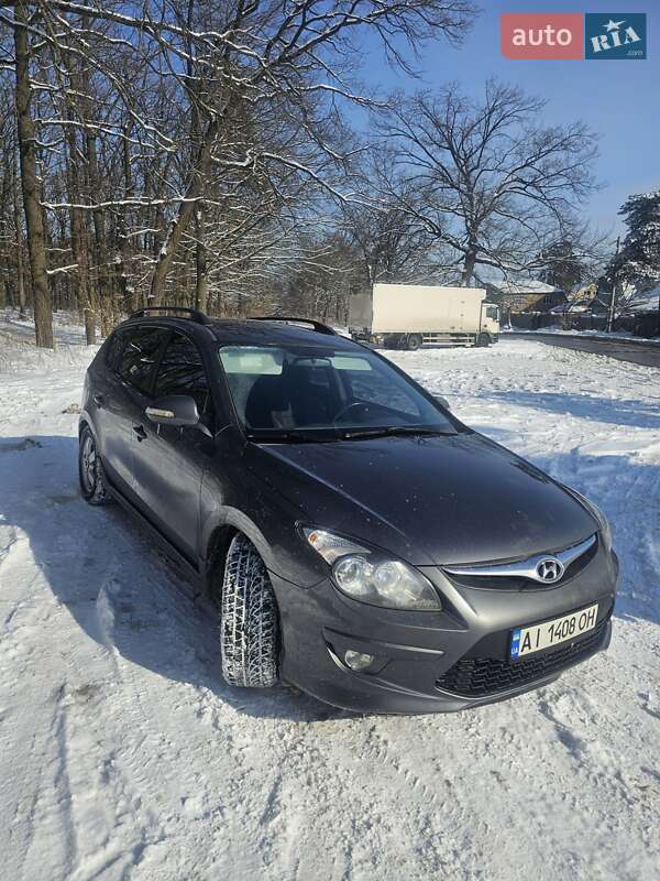 Универсал Hyundai i30 2010 в Киеве Универсал Hyundai i30 2010 в Киеве