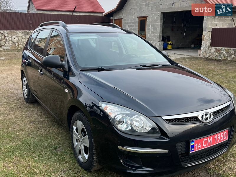 Универсал Hyundai i30 2009 в Тернополе