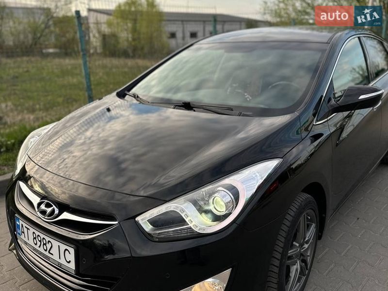 Седан Hyundai i40 2015 в Ивано-Франковске
