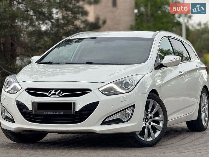 Седан Hyundai i40 2012 в Киеве