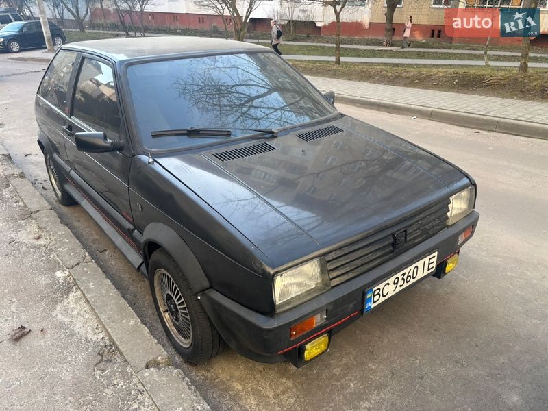 Хэтчбек SEAT Ibiza 1988 в Львове