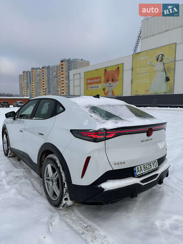 Внедорожник / Кроссовер Volkswagen ID. UNYX 2024 в Киеве