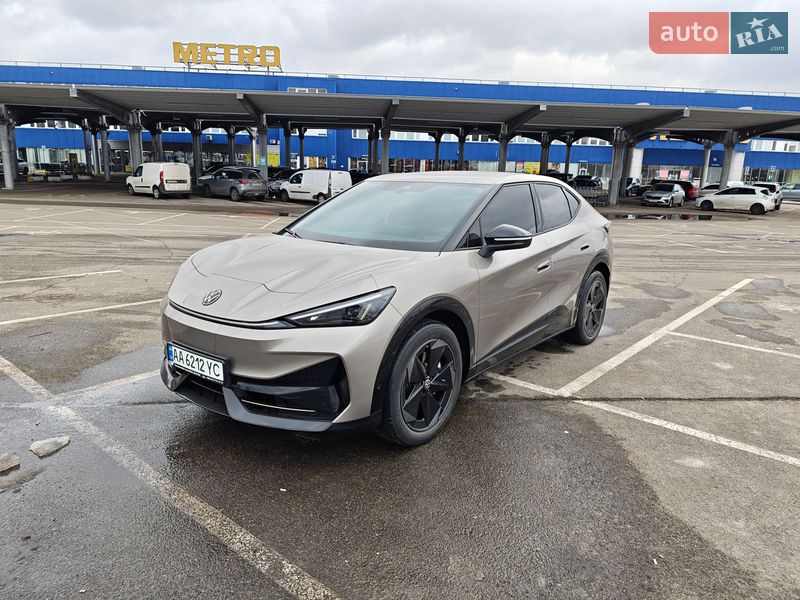 Позашляховик / Кросовер Volkswagen ID. UNYX 2024 в Києві