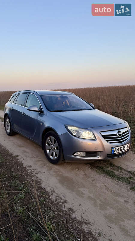 Универсал Opel Insignia 2009 в Коростышеве