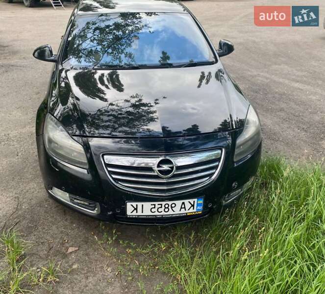 Лифтбек Opel Insignia 2010 в Украинке