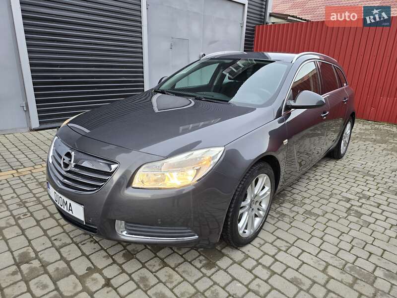 Универсал Opel Insignia 2009 в Ивано-Франковске
