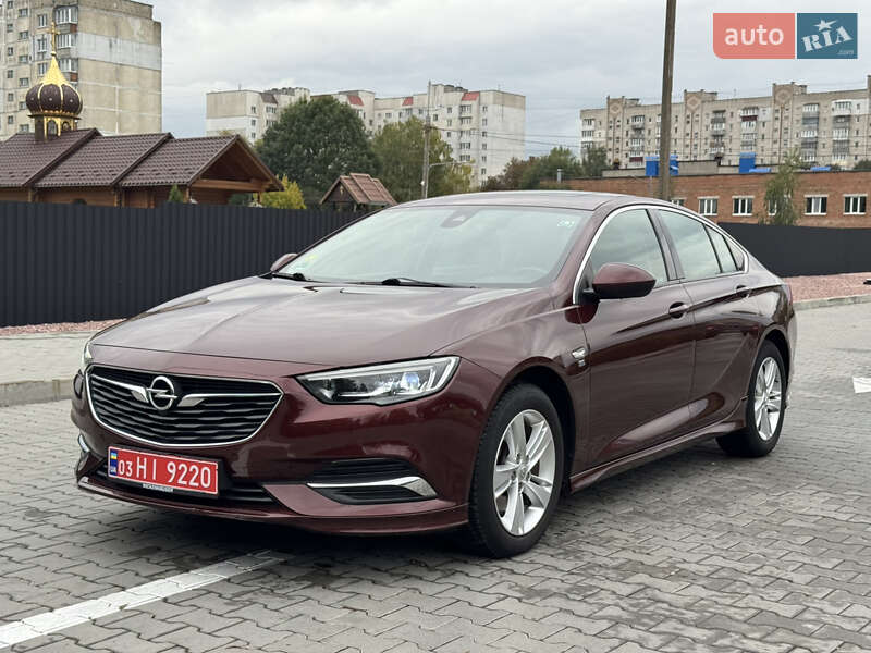 Седан Opel Insignia 2018 в Хмельницькому