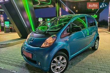 Хэтчбек Peugeot iOn 2014 в Стрые