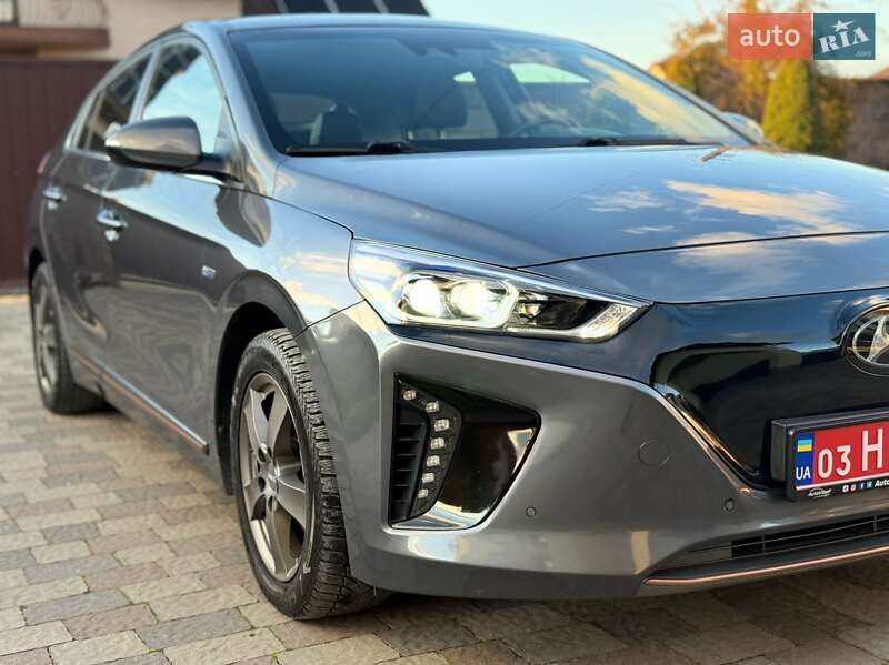 Хэтчбек Hyundai Ioniq 2018 в Ивано-Франковске