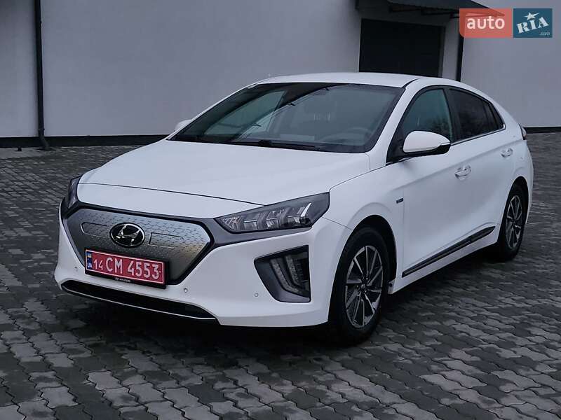 Лифтбек Hyundai Ioniq 2020 в Бориславе Лифтбек Hyundai Ioniq 2020 в Бориславе
