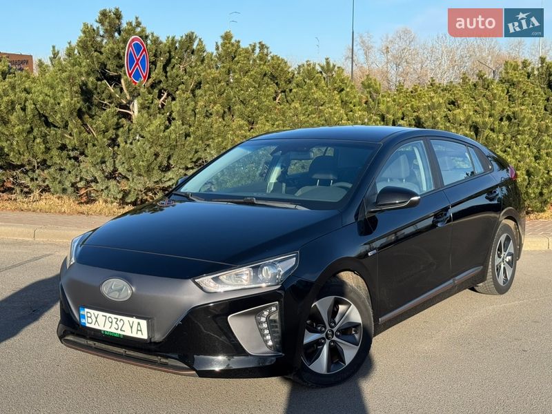 Хэтчбек Hyundai Ioniq 2017 в Киеве