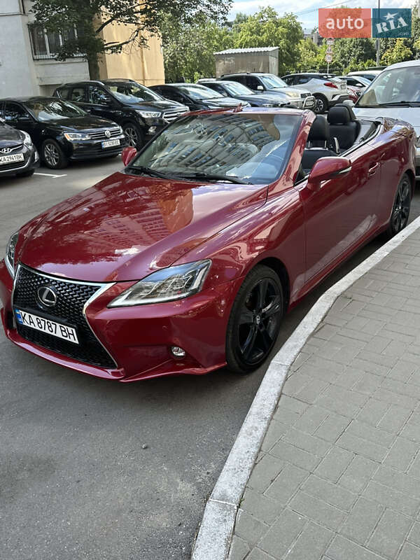 Кабриолет Lexus IS 2012 в Киеве